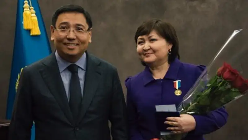 Сотрудники группы компаний Холдинга «Байтерек» получили государственные награды