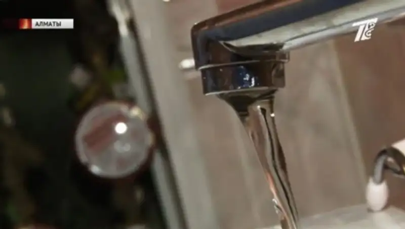 В Алматы мошенники обманули более ста человек