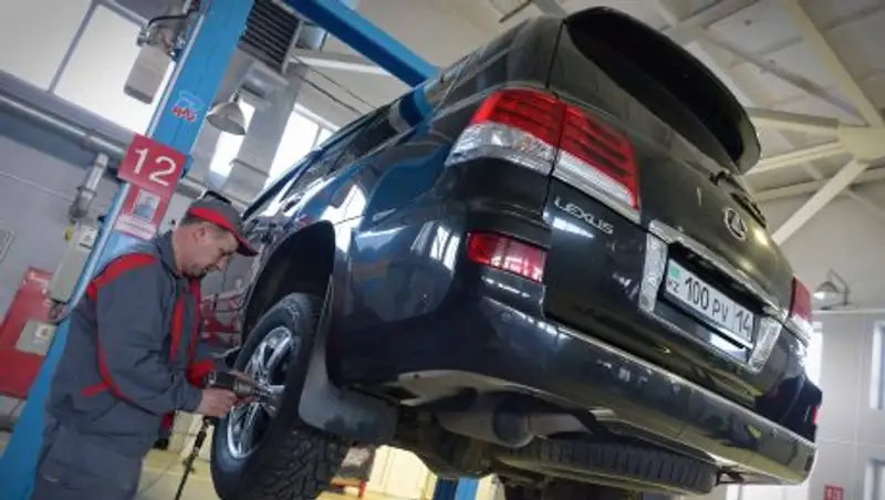 На служебный автомобиль Булата Бакауова установили алюминиевые диски павлодарского производства