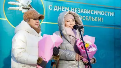 Свыше 300 семей-дольщиков получили ключи от квартир в Астане, фото - Новости Zakon.kz от 17.12.2022 13:01