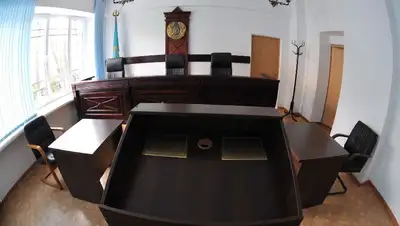 суд, вор, украшения, фото - Новости Zakon.kz от 20.04.2022 13:28