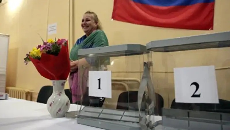 В Казахстане открылись первые участки для выборов президента России