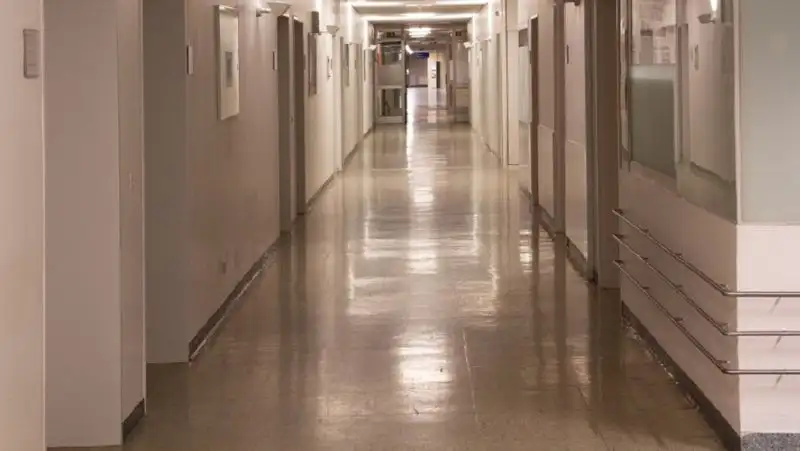 Подозреваемый в убийстве сбежал из больницы в Актобе