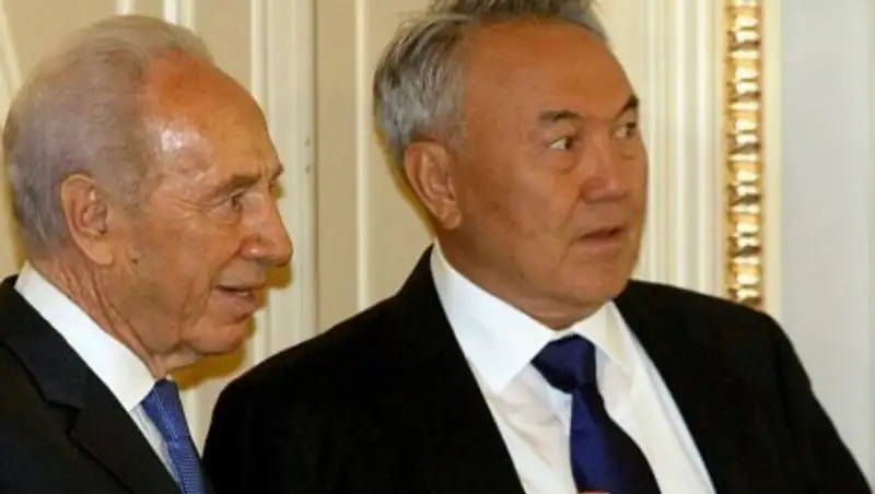 Назарбаев о Шимоне Пересе: Общение с ним всегда было полезным