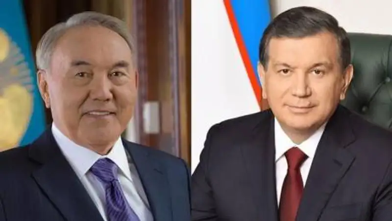 Назарбаев поздравил Мирзиёева с днем рождения