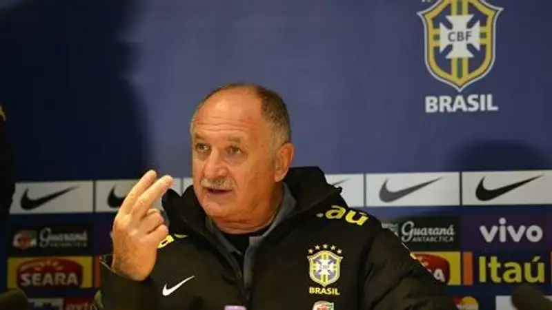 Сколари огласил заявку на ЧМ 2014: Халк и Жо едут, Робинью и Кака - нет