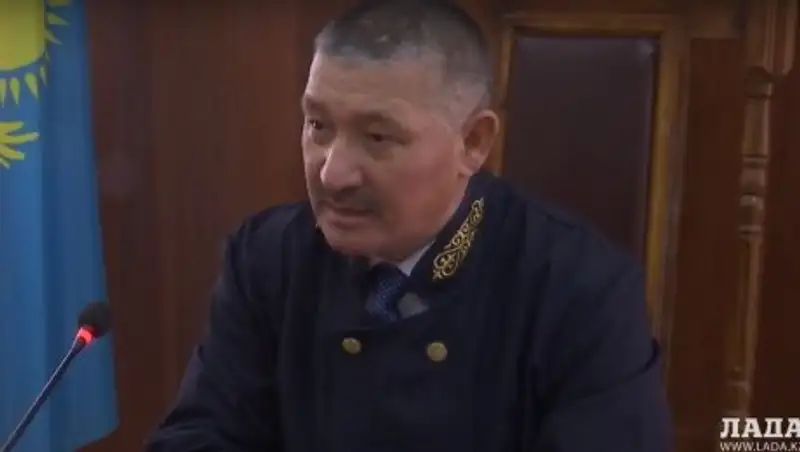 Коттедж на море: Председателя Актауского городского суда отстранили от должности