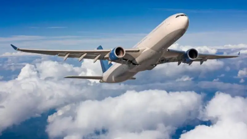 В Атырау произошла экстренная посадка самолета