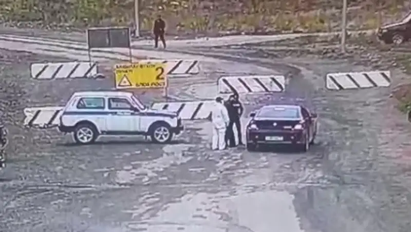 Пытались прорваться через блокпост - в Жамбылской области задержаны трое