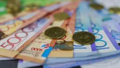 тенге, отмывание денег   , фото - Новости Zakon.kz от 06.06.2022 10:33