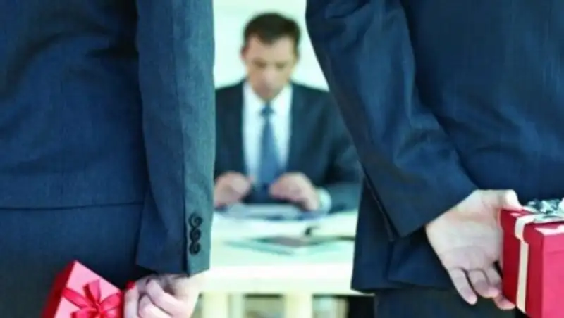 В ДГД Алматы напомнили о запрете на подарки госслужащим