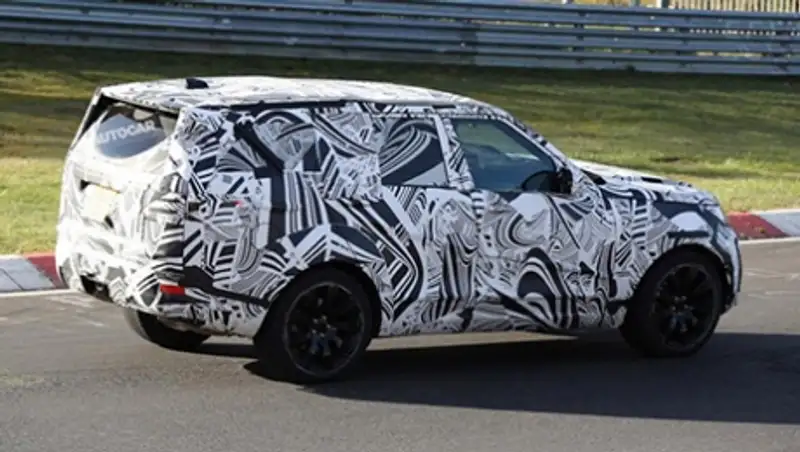 Новый Land Rover Discovery испытали на Нюрбургринге