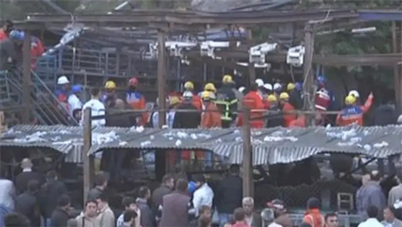 Взрыв на турецкой шахте: жертв уже 205