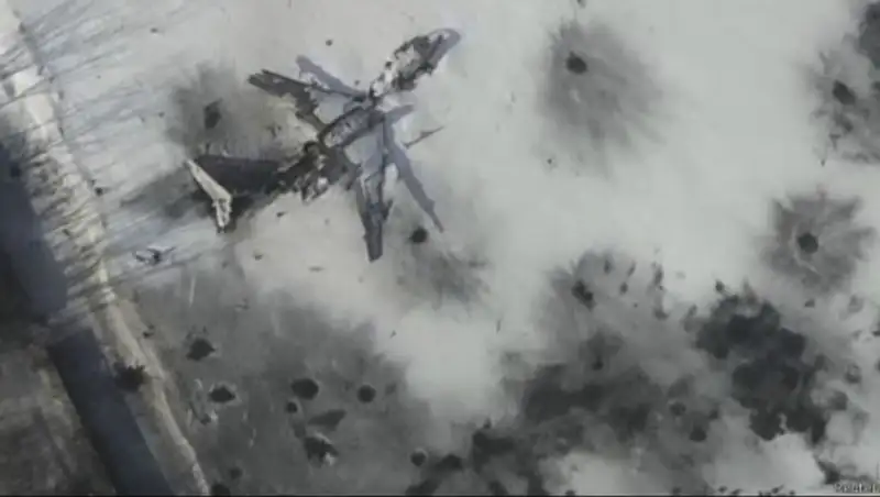 Украинские войска уступили аэропорт Донецка сепаратистам