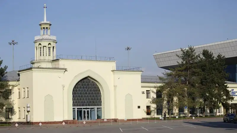 Депутат о реконструкции аэропорта Алматы: Это как сжечь портрет "Джоконды"