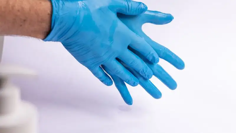 В Караганде пациент набросился на врача