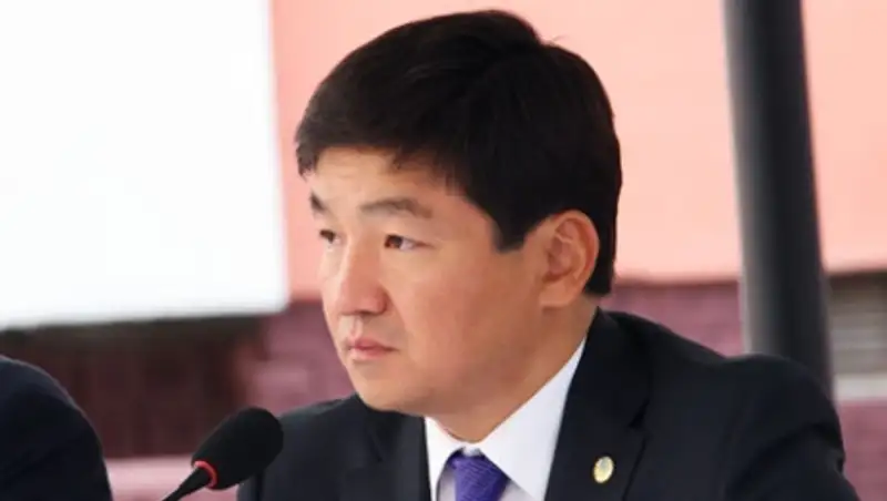 Б. Байбек ознакомился с проблемами жителей Алатауского района Алматы