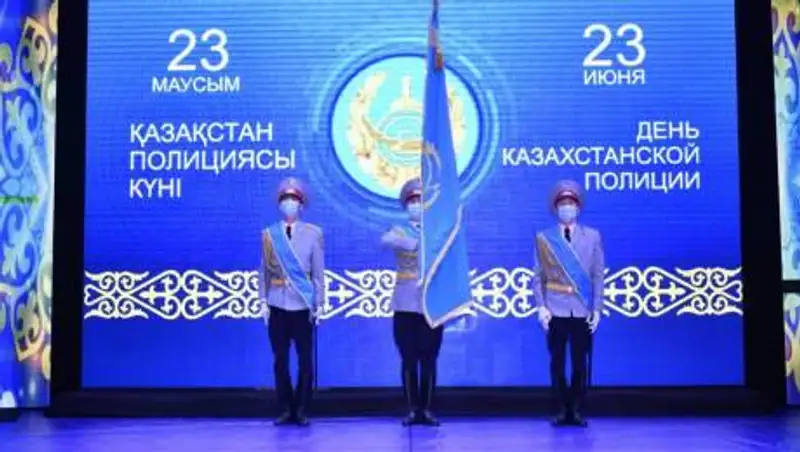 Полицейских наградили в ЗКО