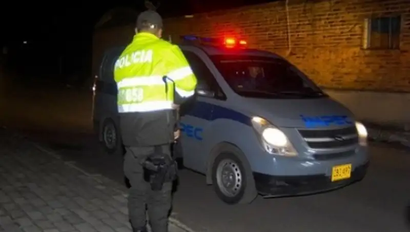 Колумбийская школьница пыталась провезти в желудке 104 капсулы с наркотиками