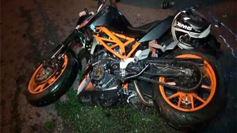 В Алматы девушка на мотоцикле спровоцировала ДТП