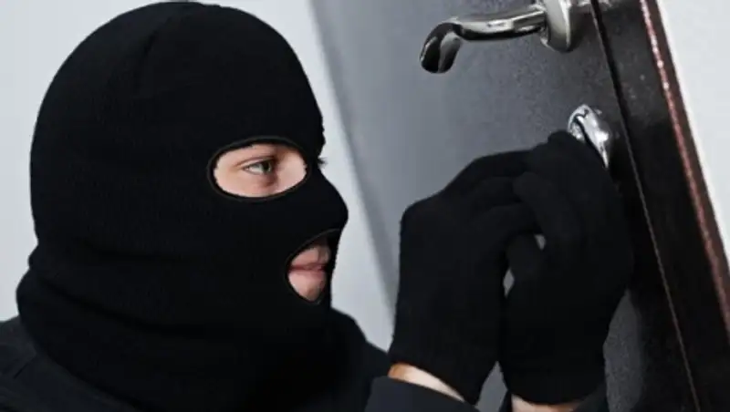 &#1178;ара&#1171;андыда &#1201;рылар к&#1241;сіпкерді&#1187; &#1199;йін тонап кетті