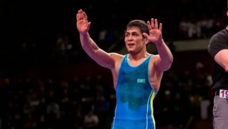 Казахстанский борец Ниязбеков проиграл в финале ЧМ-2019