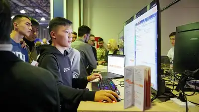 Лучшие IT-школы и региональные IT-хабы представят на Digital Bridge 2023, фото - Новости Zakon.kz от 10.10.2023 13:58