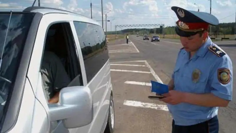 Отечественных автолюбителей начнут наказывать за незарегистрированную доверенность