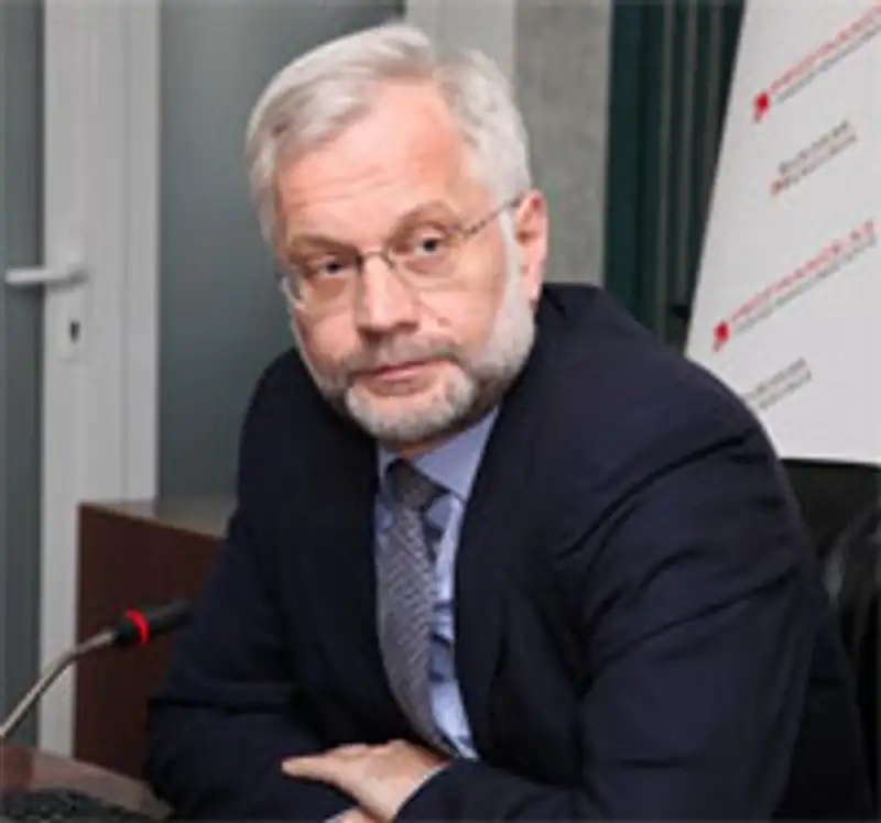 Глава Нацбанка против предложения Всемирного банка о создании единого государственного пенсионного фонда, фото - Новости Zakon.kz от 17.05.2012 02:13