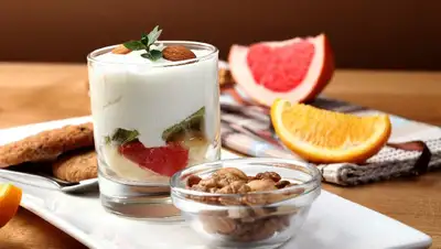 орехи, фрукты, йогурт, фото - Новости Zakon.kz от 19.10.2022 10:30