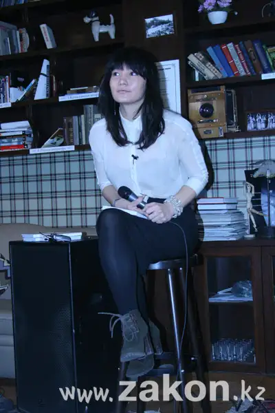 Жанна Прашкевич выпустила сборник своих стихотворений «Share» (фото), фото - Новости Zakon.kz от 28.12.2011 20:49