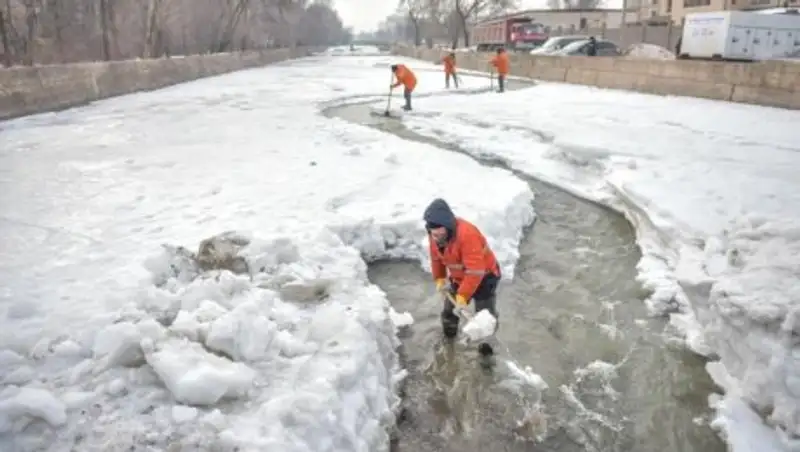 Штормовое предупреждение объявлено в нескольких областях