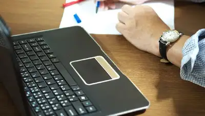 оказание юрпомощи консультантами, фото - Новости Zakon.kz от 21.07.2022 09:59