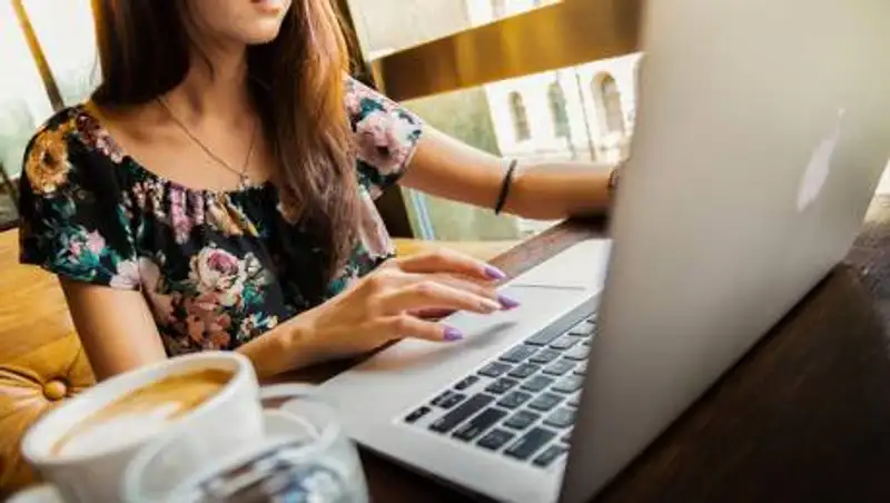 Женщины составляют 70% работающих дистанционно казахстанцев