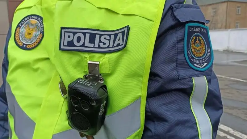 12 школ "заминировали" в Караганде