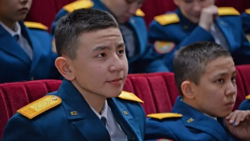 Будущих военнослужащих воспитывают с помощью истории