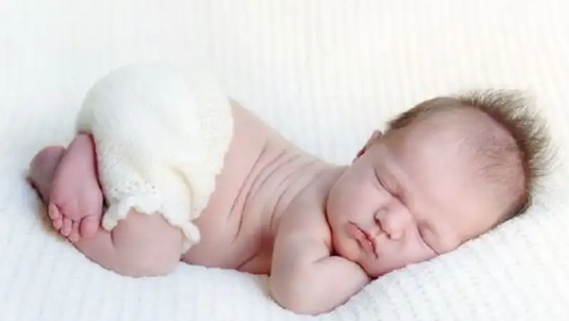 В Чехии ввели недельный отпуск для отцов после рождения ребенка