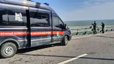 При подрыве Крымского моста погибли три человека, фото - Новости Zakon.kz от 08.10.2022 19:04