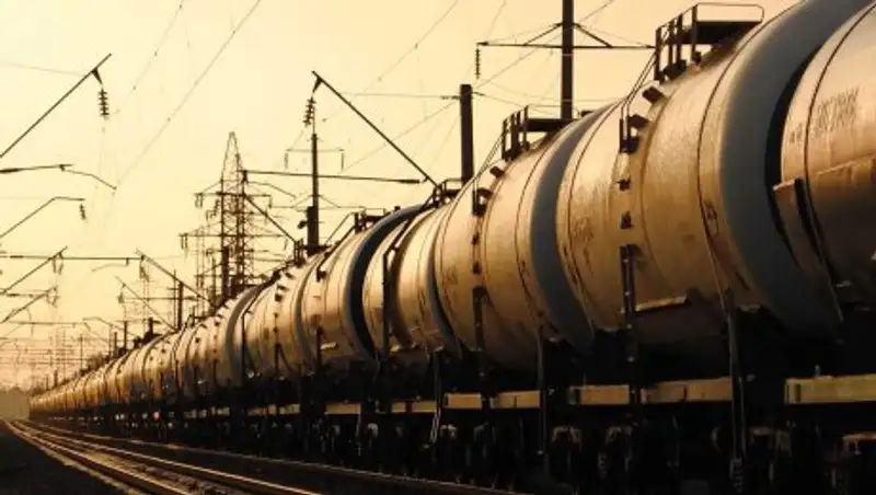 Сенат ратифицировал изменения в Соглашение по поставкам нефтепродуктов из России