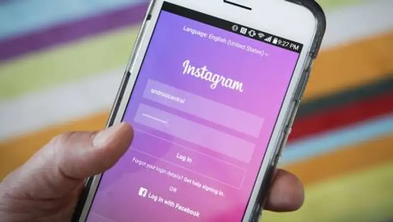 В работе Instagram произошел сбой