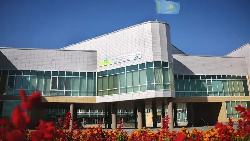 В Казахстане утвердили размеры грантов для одаренных детей, обучающихся в НИШ