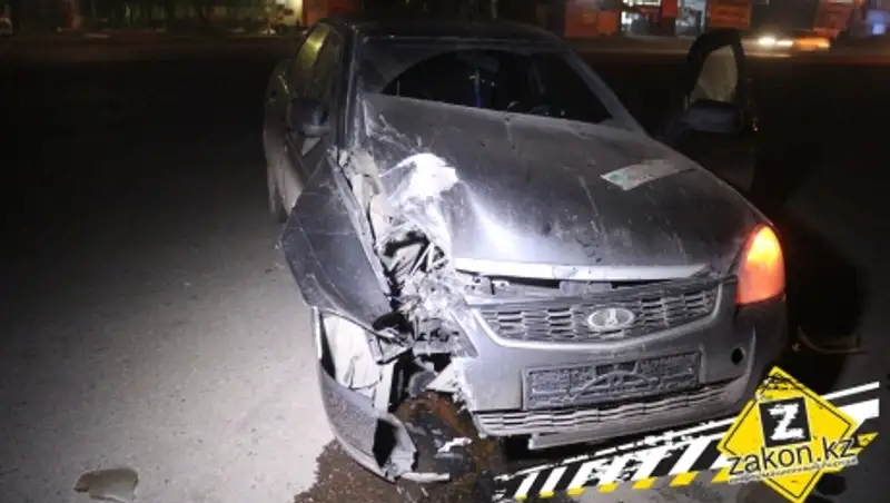 В Алматы совершивший ДТП водитель Лады заявил, что был пассажиром другой машины