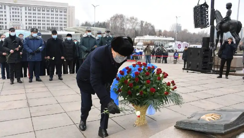 цветы церемония, фото - Новости Zakon.kz от 16.12.2021 11:44