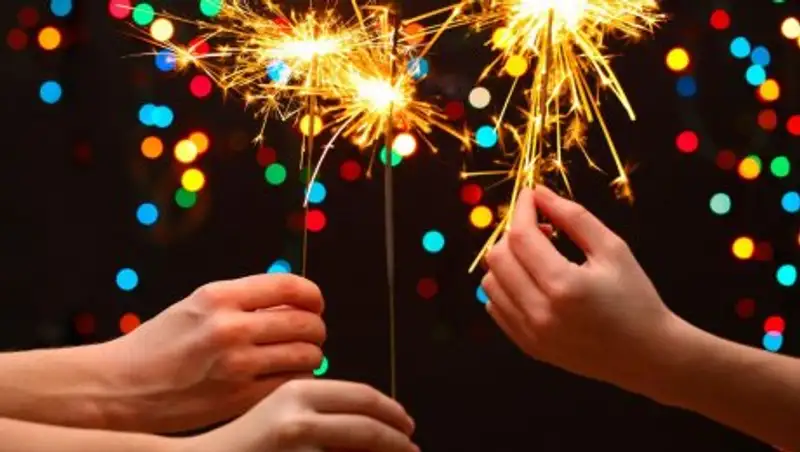 КЧС призывает строго соблюдать правила безопасности при использовании пиротехники