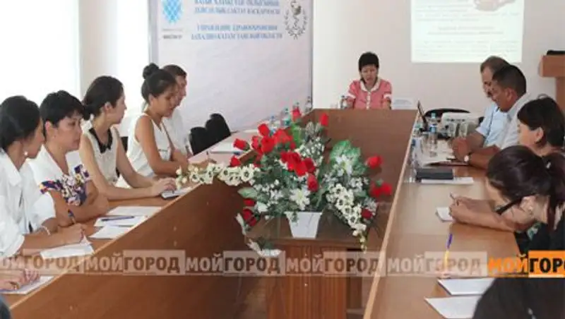 В Уральске машины скорой помощи борются за свои права  