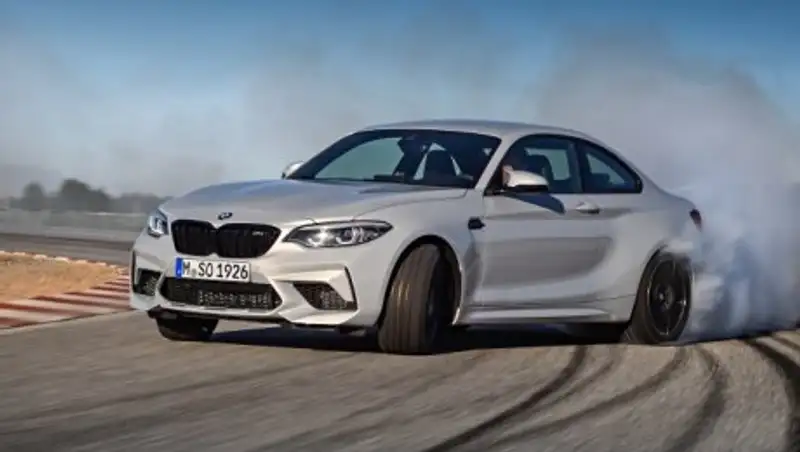 BMW представили 410-сильное купе M2 Competition