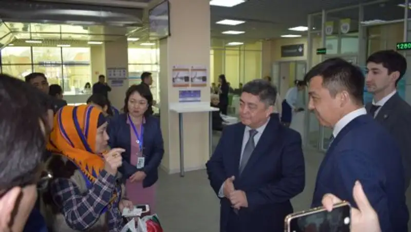 Руководитель аппарата АДГСПК посетил в Актобе ярмарку госуслуг