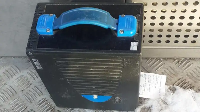 Инкассатор забыл кассету с деньгами возле терминала в Нур-Султане