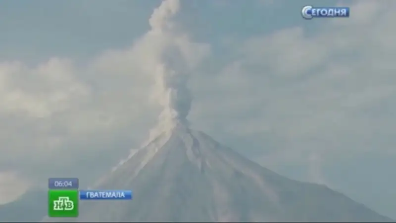Извержение вулкана Фуэго заставило гватемальцев закрывать колодцы и прятаться  