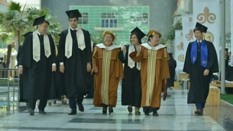 III выпуск Назарбаев Университета вышел в большую жизнь